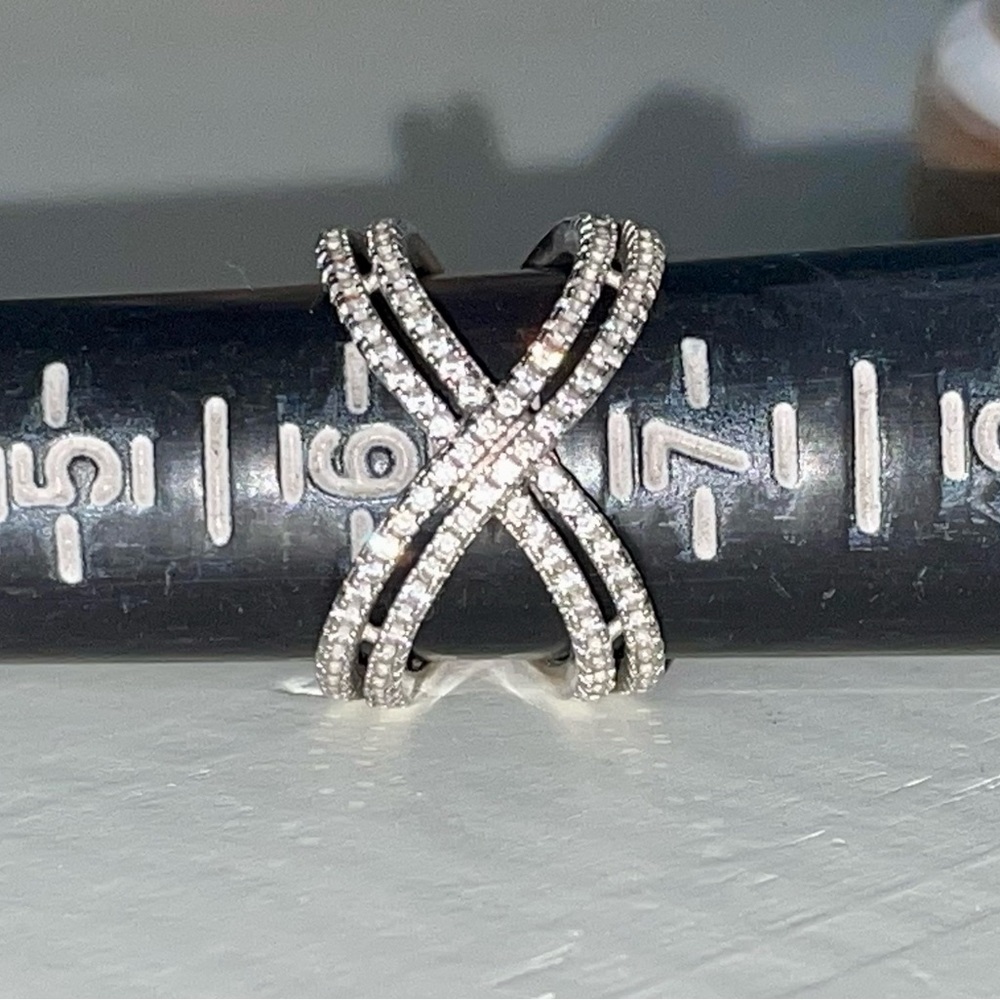 Sterling Silver CZ Crossover Ring Size 6.5